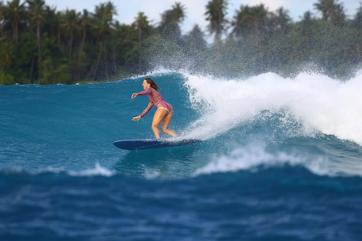 Saly Gypsy Mid Tide mid length surfboard