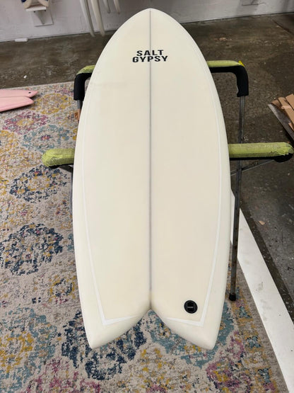 5'8" Shorebird Twin Salt Gypsy white