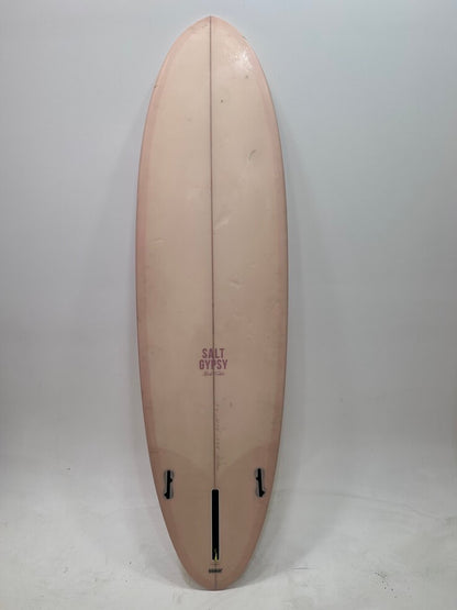 7'0' Salt Gypsy Mid Tide Blush 2nd Hand 46 litres