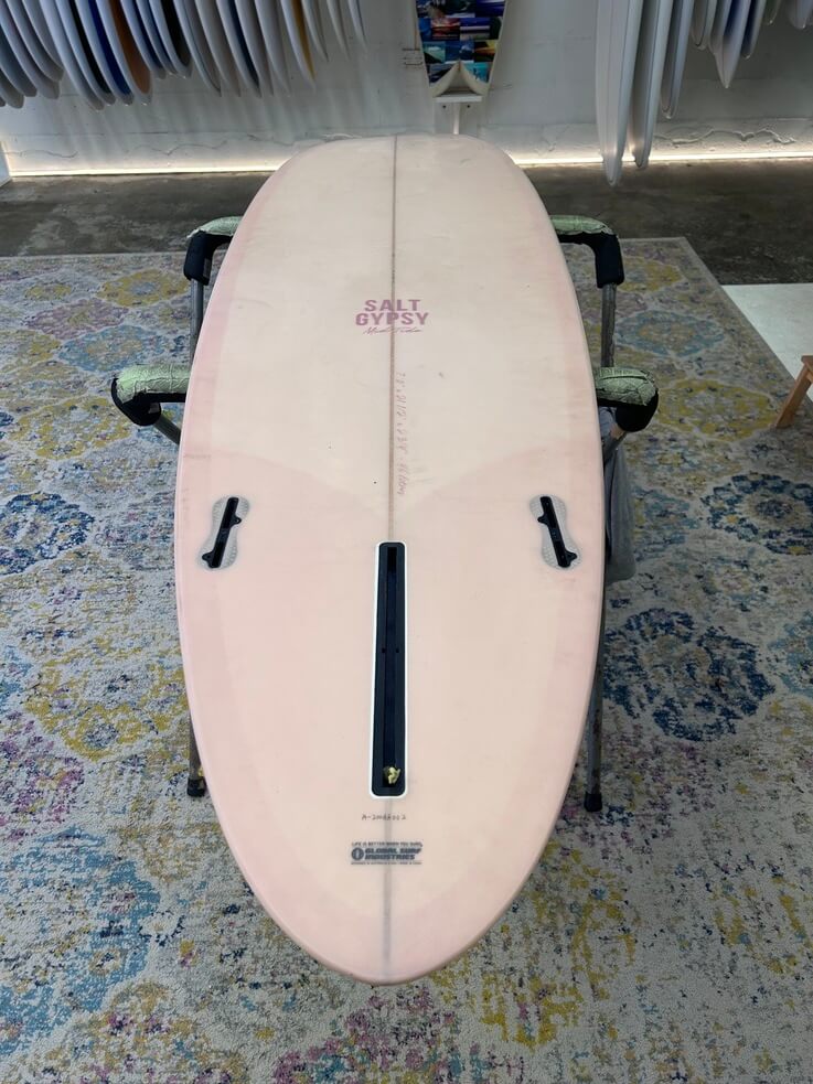 7'0' Salt Gypsy Mid Tide Blush 2nd Hand 46 litres